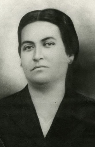 The Early Poetry Of Gabriela Mistral Lucila Godoy Alcayaga